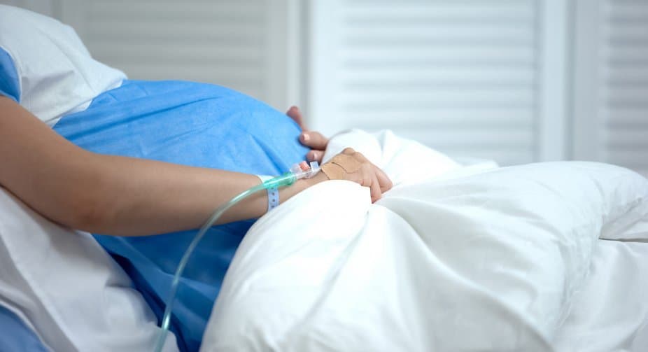 თბილისში 19 წლის კოვიდინფიცირებული ორსული საკეისრო კვეთის შემდეგ გარდაიცვალა