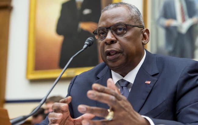 ლოიდ ოსტინი – მოკავშირეები უკრაინას დამატებით სამხედრო ტექნიკას გადასცემენ