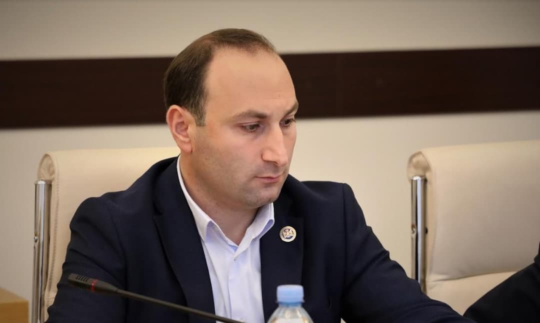 ანრი ოხანაშვილი – თუ ის არ იღებს სერვისს, ეს როგორ შეიძლება გახდეს ჩვენი პასუხისმგებლობა