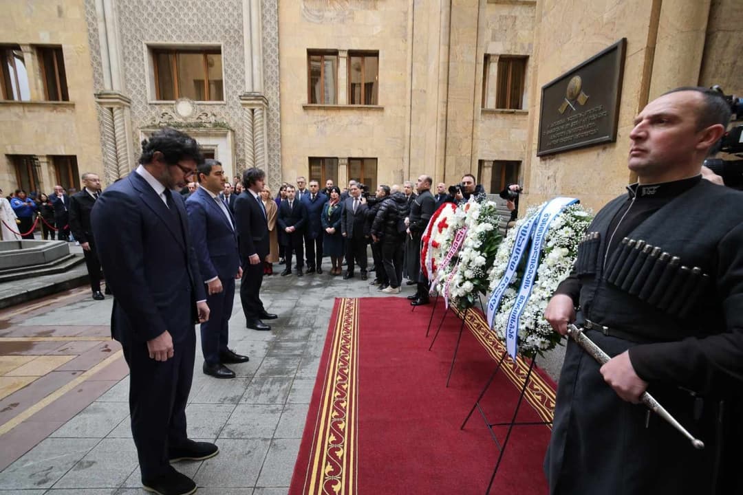 შალვა პაპუაშვილი – იუნკერების მიერ თავდადებული ბრძოლა ოკუპაციის წინააღმდეგ არ უნდა დავივიწყოთ