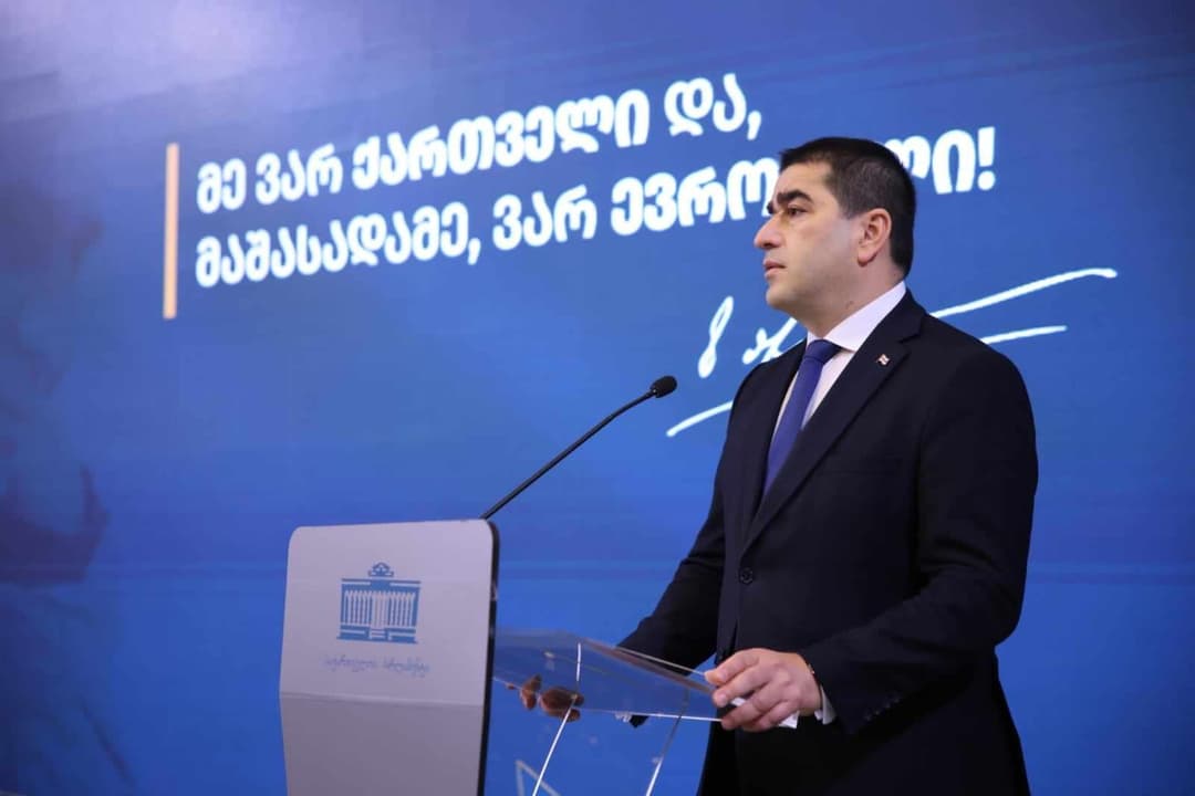 შალვა პაპუაშვილი – ზურაბ ჟვანიას პარლამენტის თავმჯდომარეობის პერიოდში ჩამოყალიბდა ახალი ქართული დემოკრატიის საწყისები