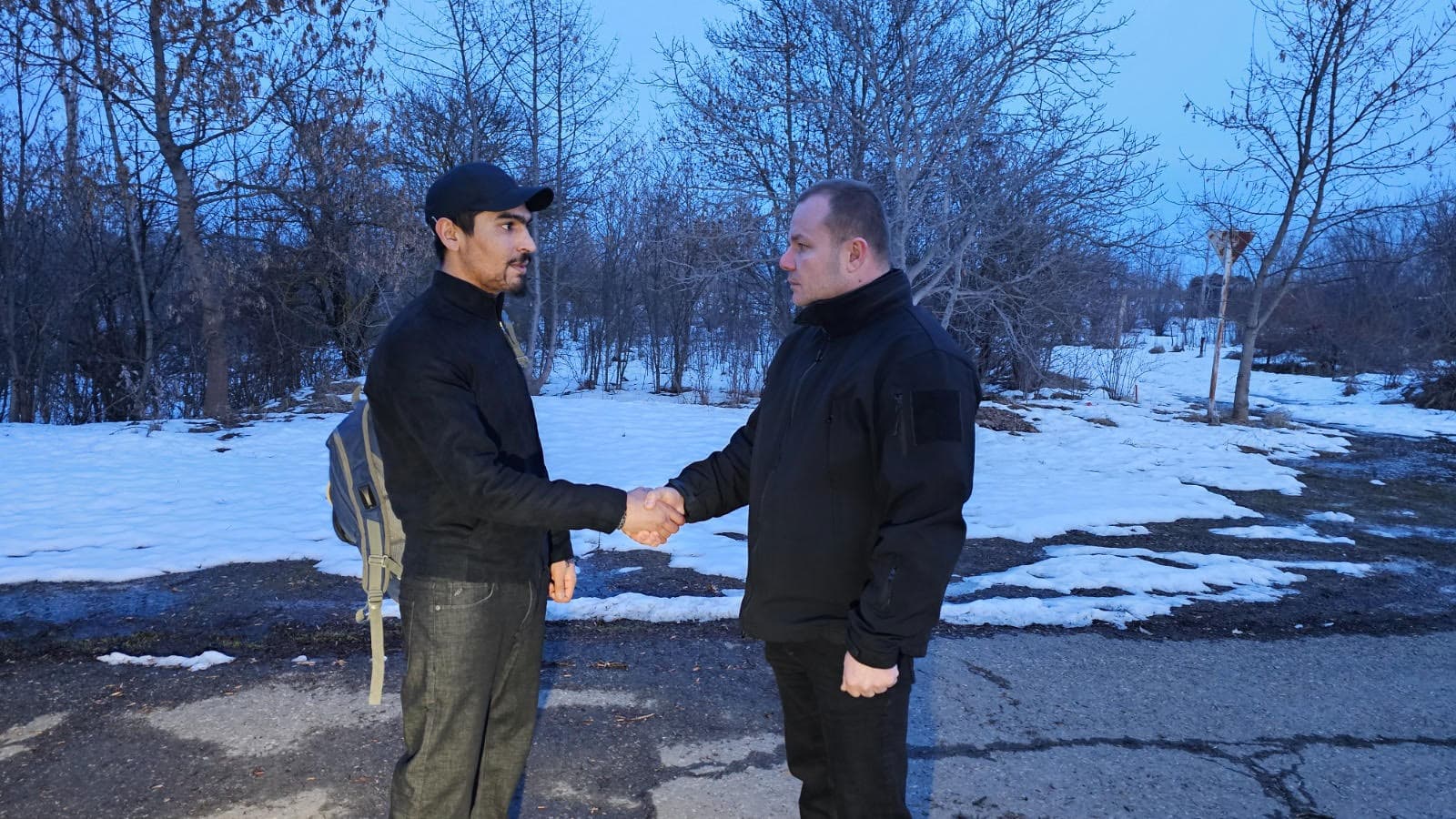 Frontnews image description