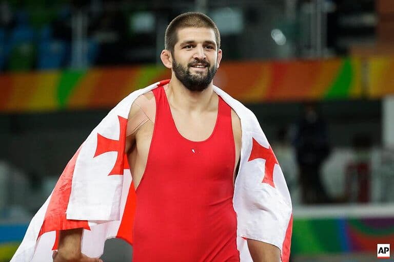 Frontnews image description