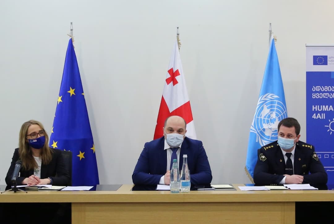 საპატრულო პოლიციის დეპარტამენტის თანამშრომლებისთვის შშმ პირთა უფლებებისა და კომუნიკაციის სტანდარტის შესახებ კასკადური ტრენინგები დაიწყო