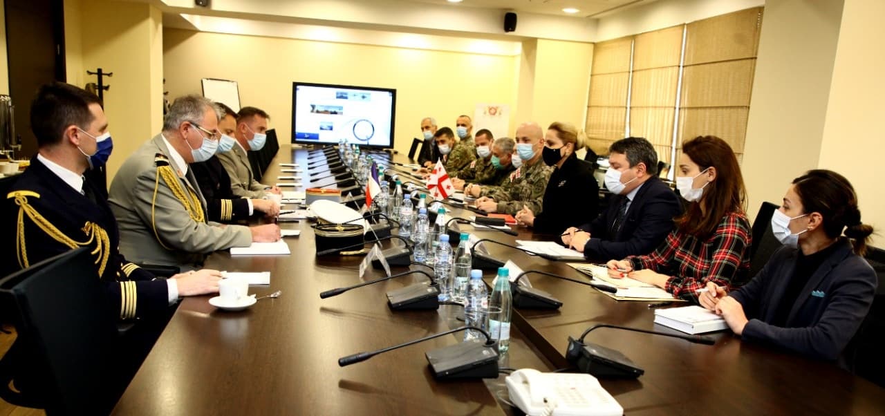 Frontnews image description