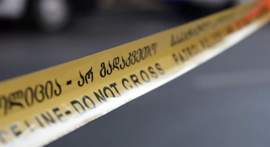 ქუთაისში 15 წლის მოზარდი მეოთხე სართულიდან გადავარდა და გარდაიცვალა