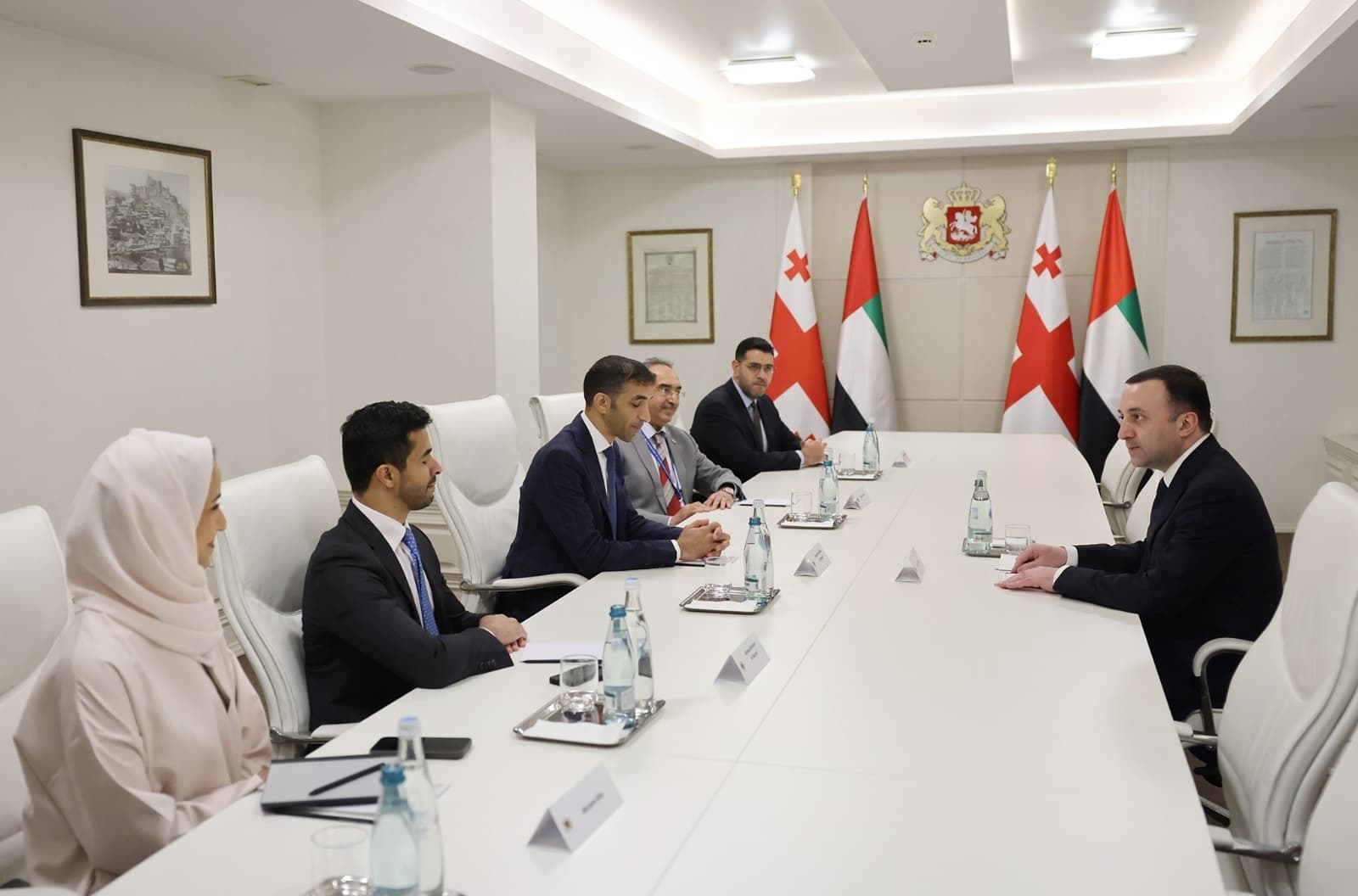 Frontnews image description