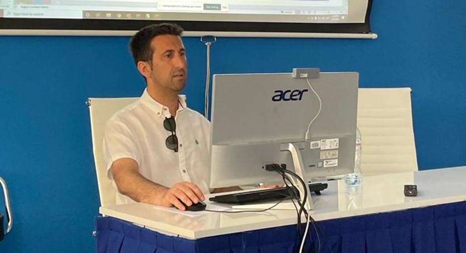 “ევროპის უნივერსიტეტს” ერთკვირიანი სამუშაო ვიზიტით მალაგას უნივერსიტეტის პროფესორი ეწვია