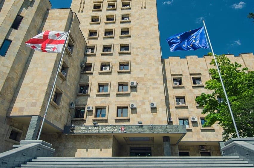 უცხო ქვეყნის მოქალაქის მიმართ განხორციელებული ძალადობის ფაქტზე ერთ პირს ბრალდება წარედგინა