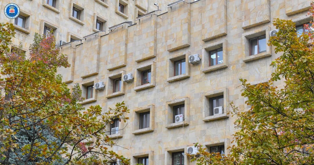 პროკურატურამ არასრულწლოვნის გაუპატიურების ფაქტზე ერთ პირს ბრალდება წარუდგინა