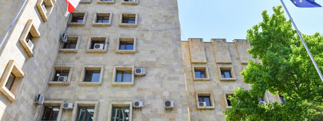 პროკურატურამ ე.წ. “ქოლ-ცენტრების” მეშვეობით თაღლითობასა და უკანონო შემოსავლის ლეგალიზაციაში ჩართული 9 პირი გამოავლინა