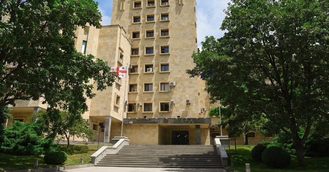 პროკურატურამ “კანონიერი ქურდობის“, “ქურდული სამყაროს“ წევრობის და “ქურდული სამყაროს“ საქმიანობის მხარდაჭერის ფაქტებზე 8 პირს ბრალდება წარუდგინა