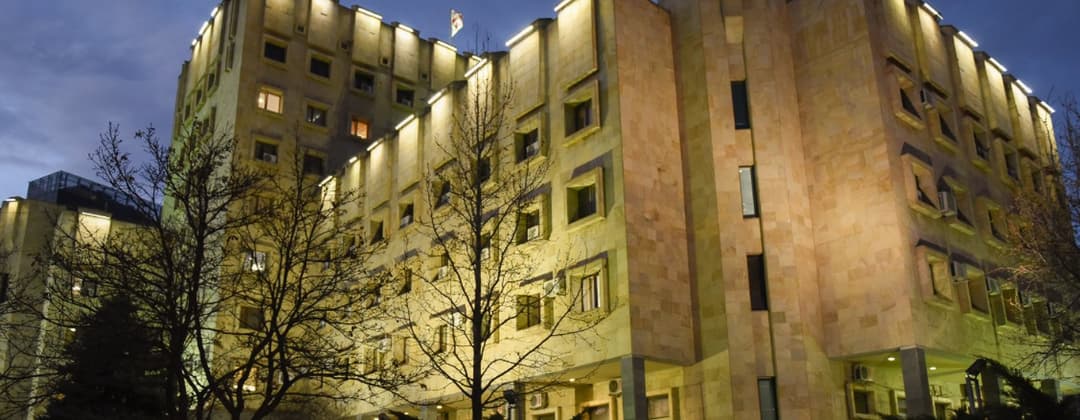 მარნეულში მამის და ბაბუის დაჭრის ფაქტზე ერთ პირს ბრალდება წარედგინა