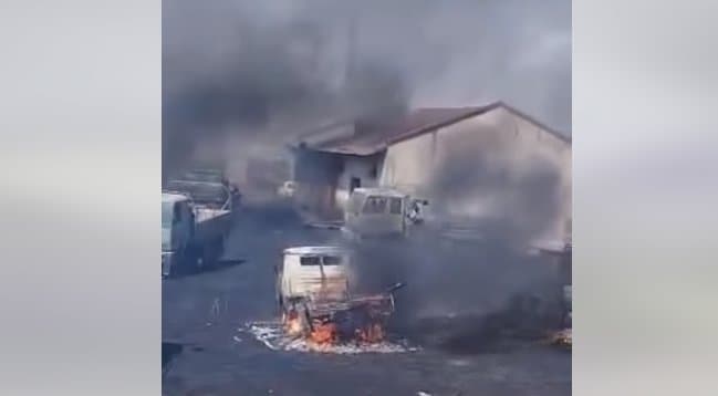 ქაიროს ქუჩაზე ხანძრის შედეგად ავტომობილები და ტექნიკა დაიწვა