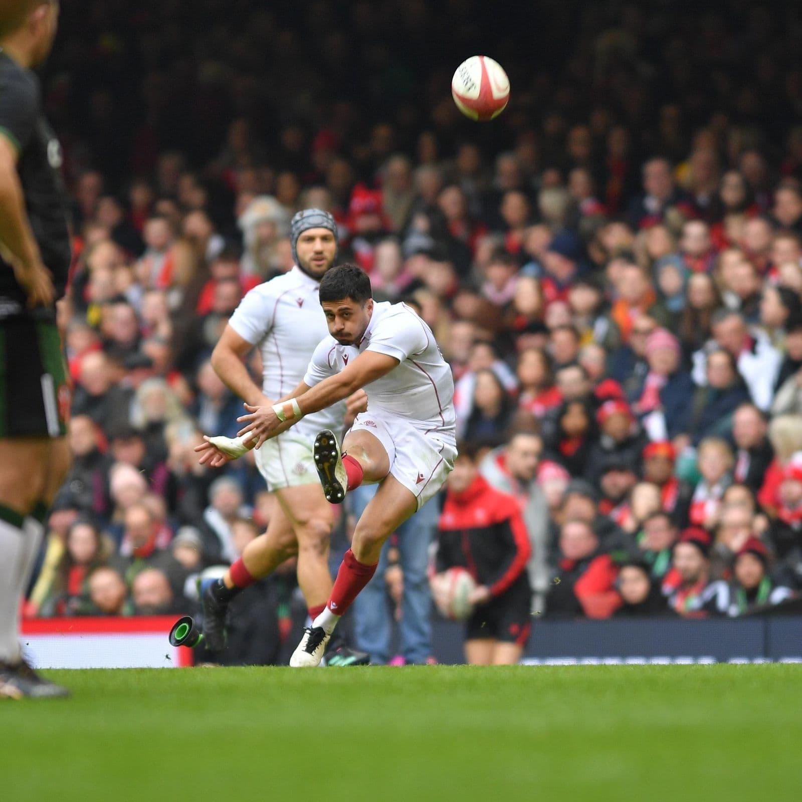 Frontnews image description