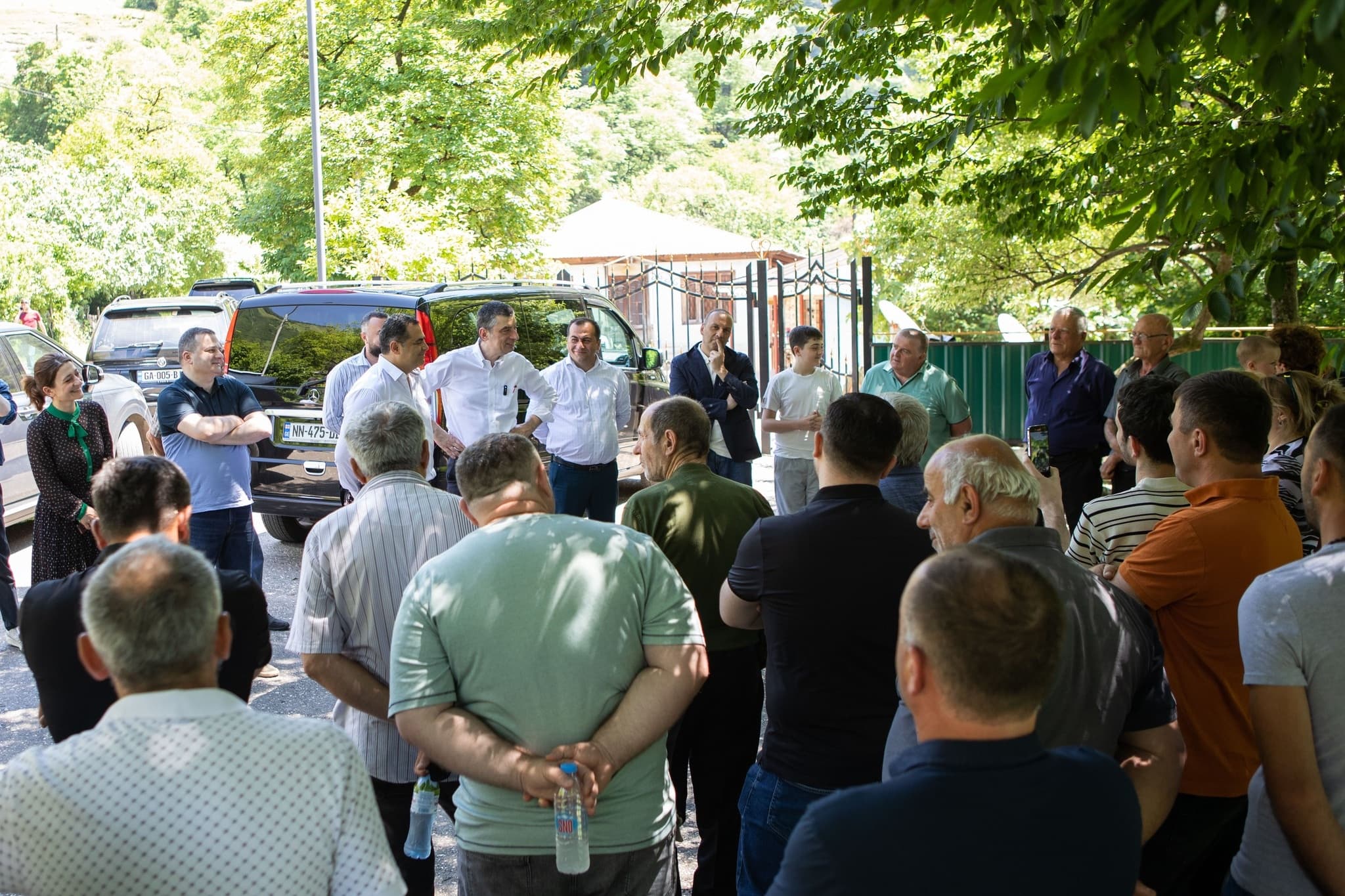 Frontnews image description