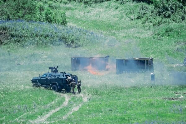 Frontnews image description