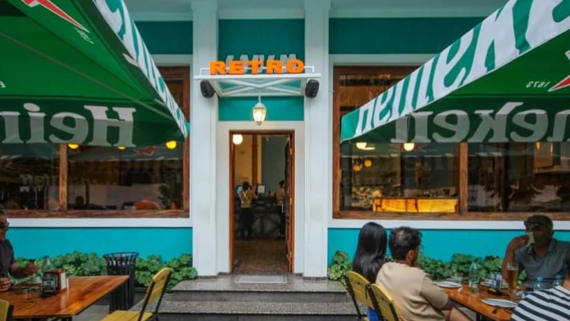 “რეტრო” თანამშრომლებმა დატოვეს