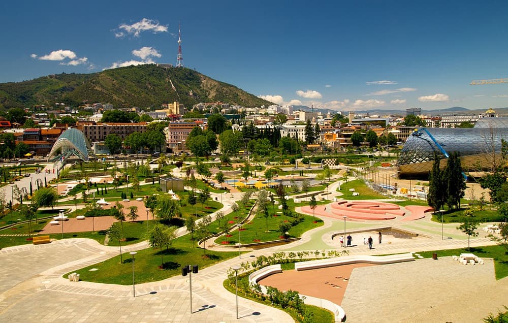 Tbilisi Rike Park features Dutch artists’ statue in augmented reality