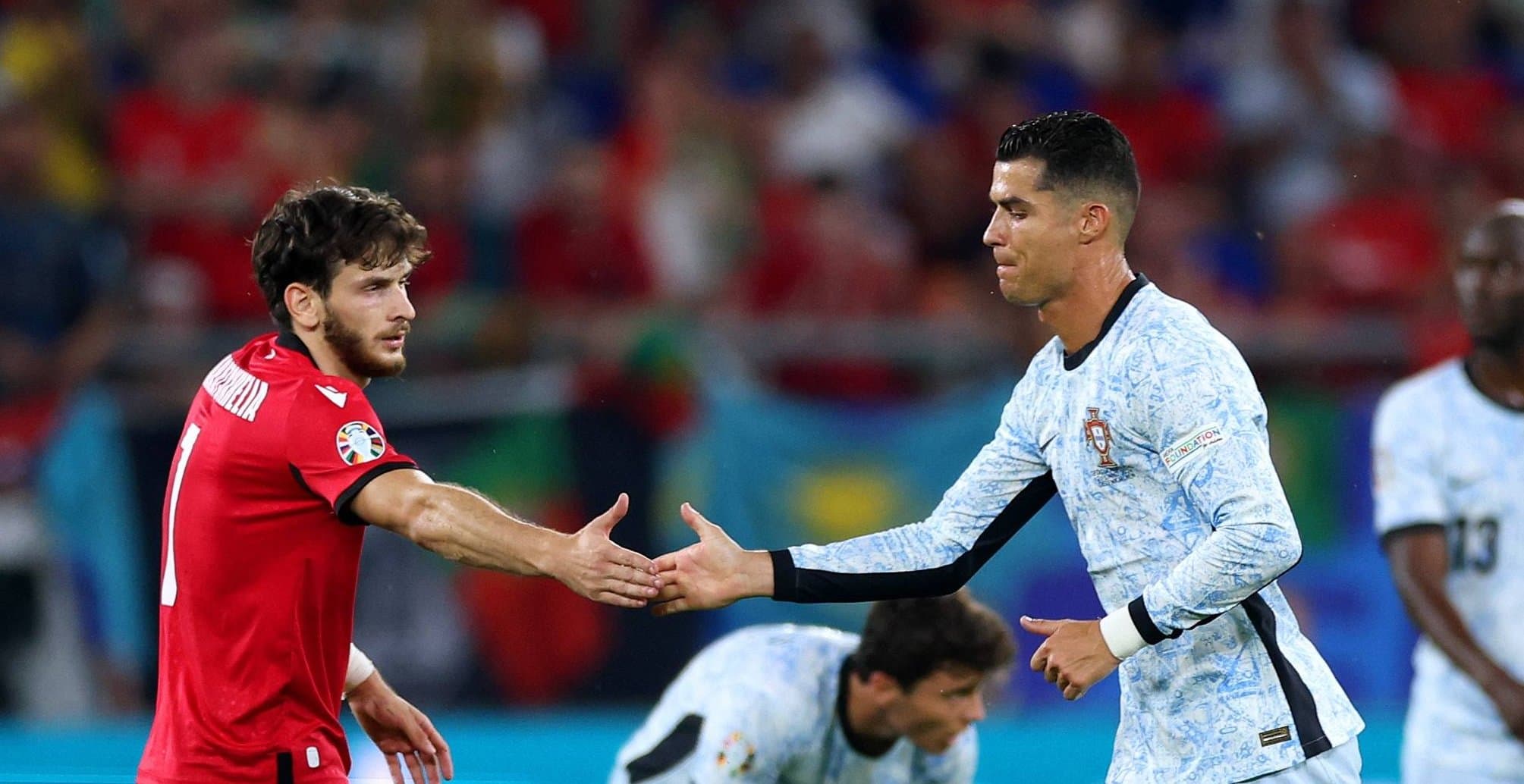 Frontnews image description