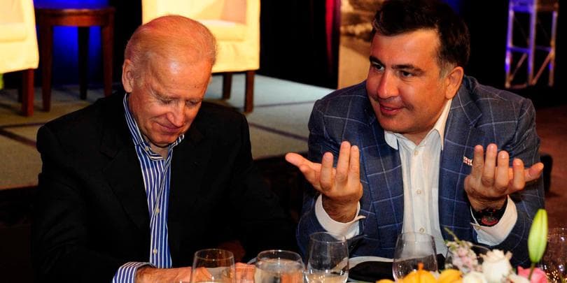 მიხეილ სააკაშვილი – არასოდეს დამავიწყდება “კოპალას” აივანზე რომ ვსადილობდით, თავზე რუსი ბომბდამშენი დაფრინავდა და წარბი არ შეუხრია