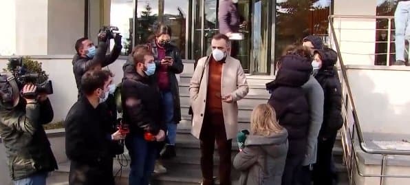 Frontnews image description