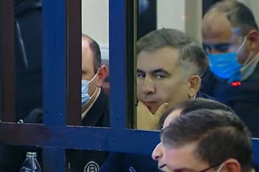 Saakashvili accepts Justice Ministry offer on “medical checks” in a Tbilisi clinic