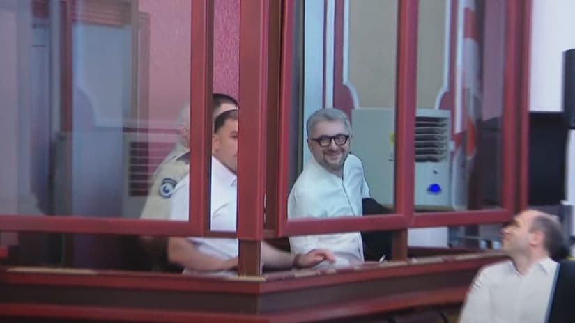 სააპელაციო სასამართლოში ნიკა გვარამიას საქმის განხილვა დაიწყო