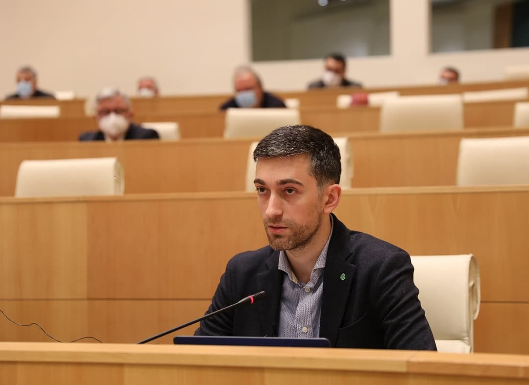 ჰერმან საბო – ჩვენ არავინ გვეკითხება ვის შეუშვებს რიგითი ბიზნესმენი კერძო საკუთრებაში