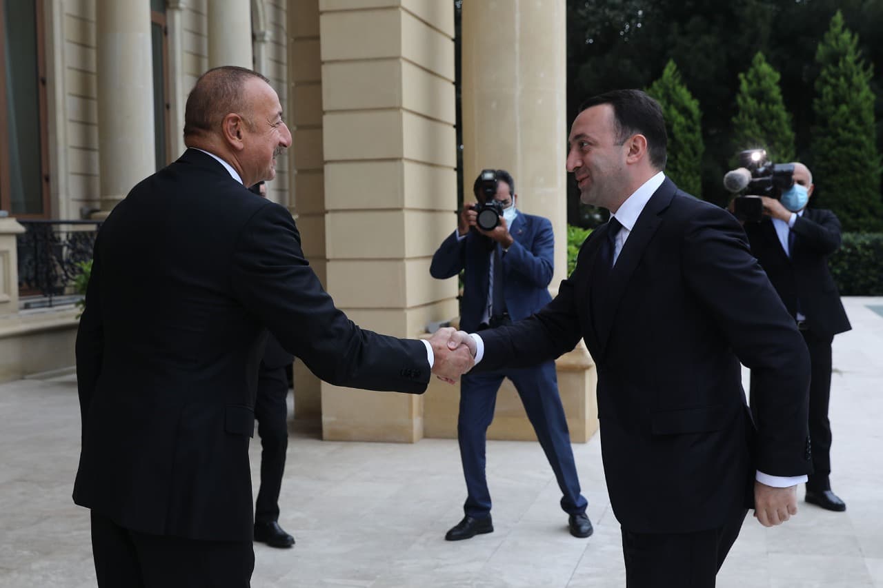 Frontnews image description