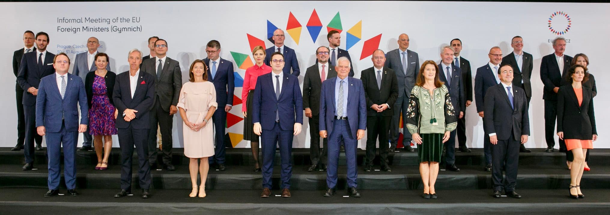 Frontnews image description