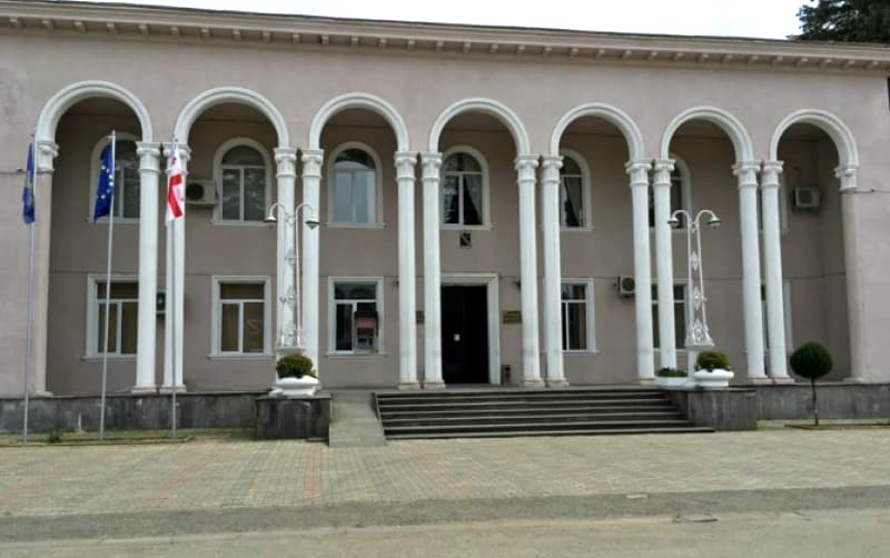 Frontnews image description