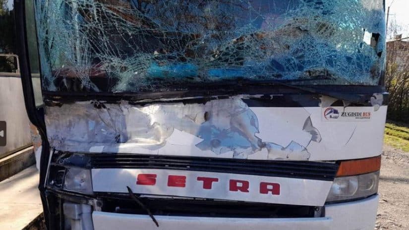 Frontnews image description