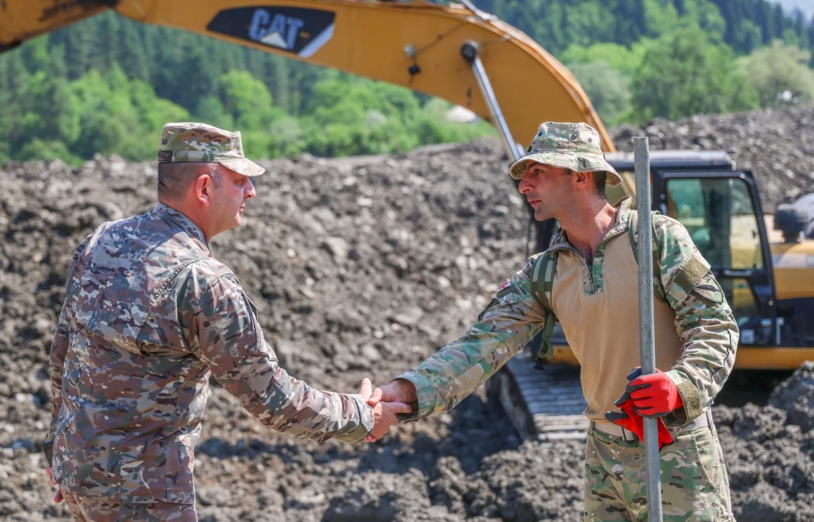 Frontnews image description