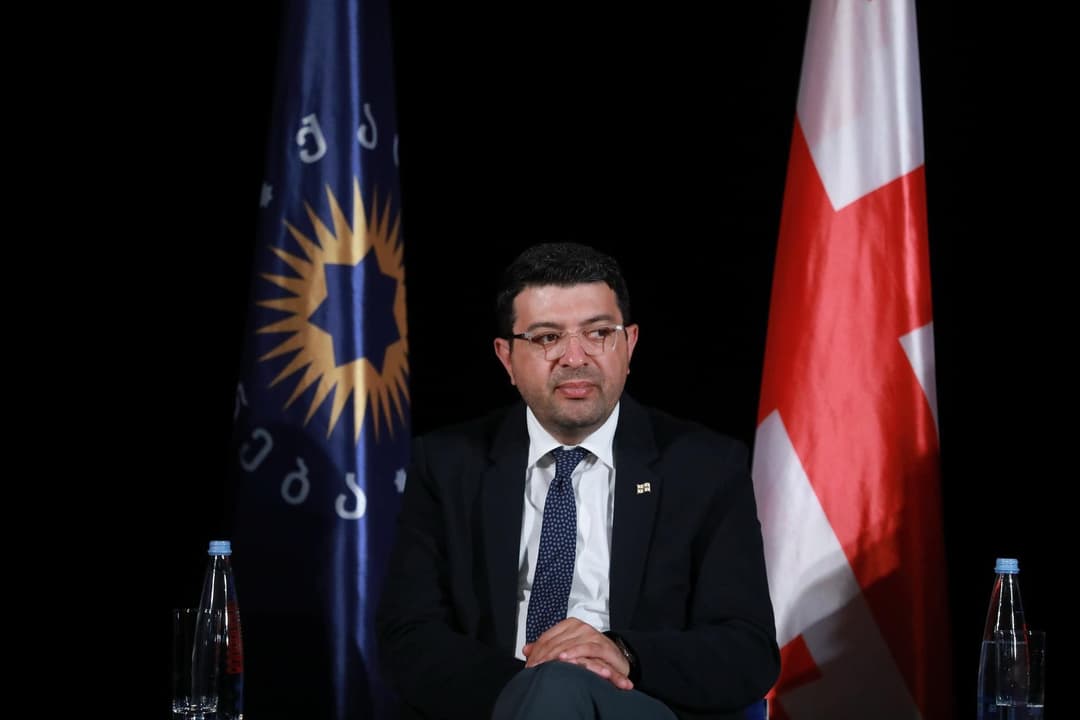 დიმიტრი სამხარაძე – დღეს იმ ხელისუფლებამ გადაგარჩინათ, რომლის გადადგომას ითხოვდით და ბედი თქვენი სხვა ხელისუფლება რომ არ არის!