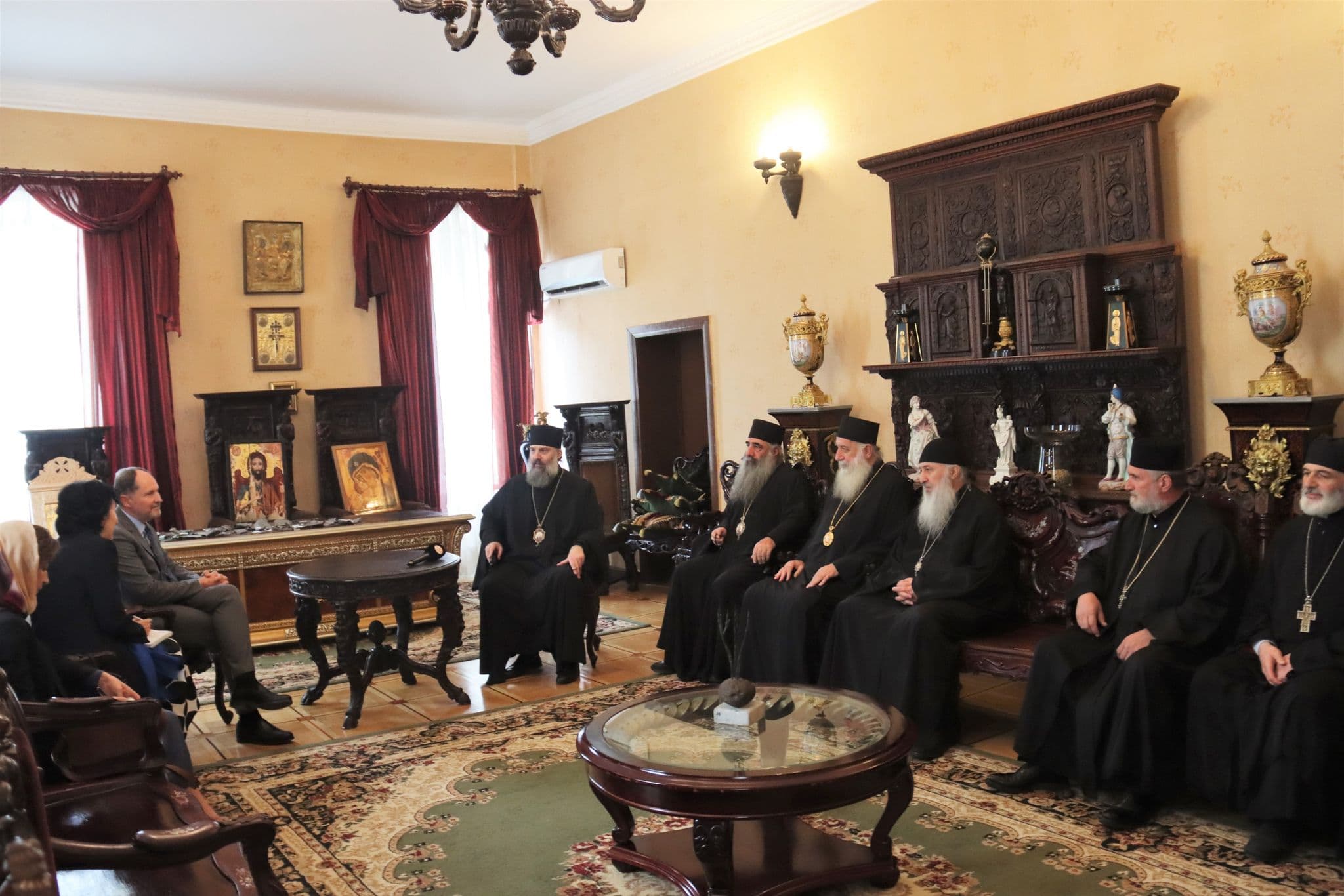 Frontnews image description