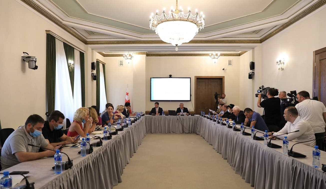 Frontnews image description