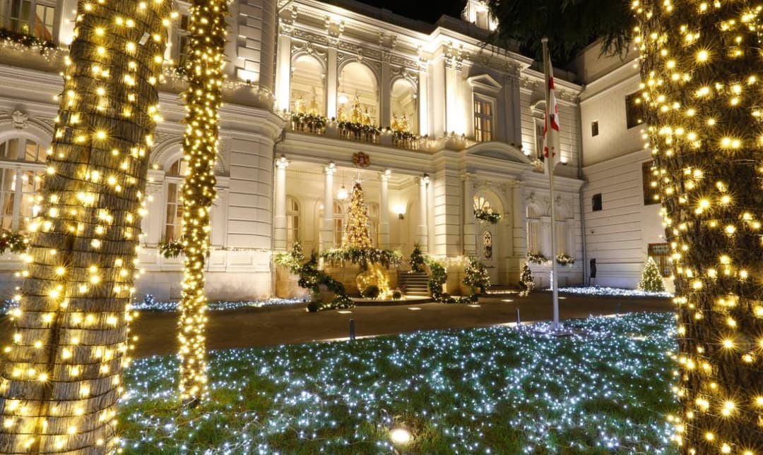 President invites political parties at New Year reception amid her vows for national reconciliation