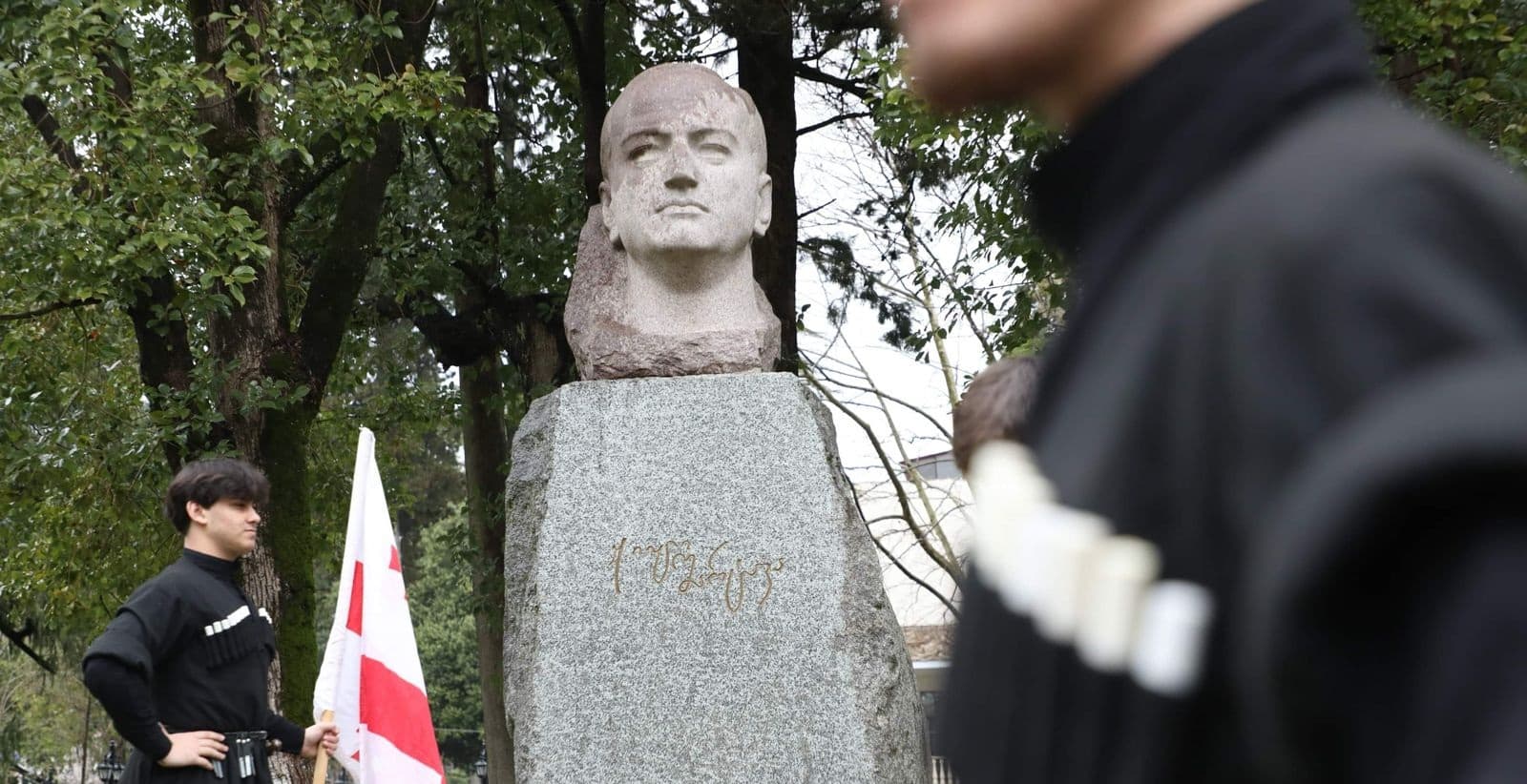 Frontnews image description