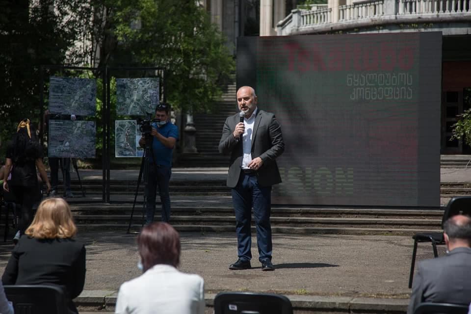 Frontnews image description