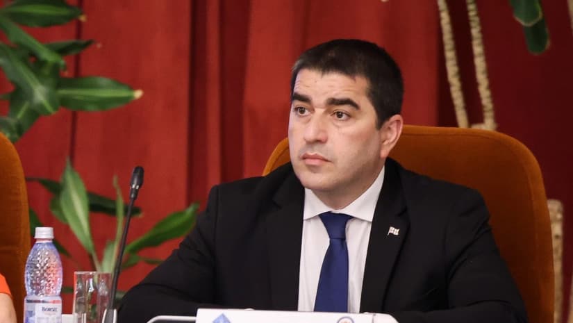 შალვა პაპუაშვილი – ცვლილებების თანახმად, მომავალი მოწვევის პარლამენტში დეპუტატის ხელფასი 8 000-10 000 ლარის ფარგლებში იქნება