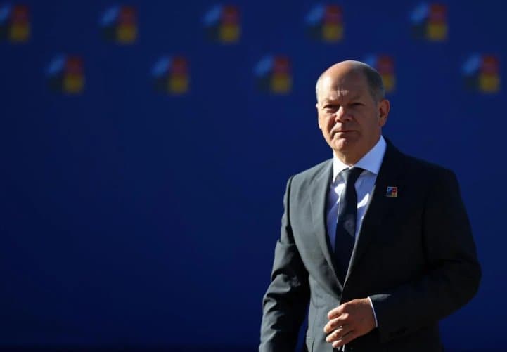 Frontnews image description