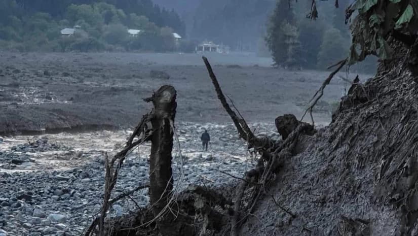 Death toll hits 20 in Shovi landslide