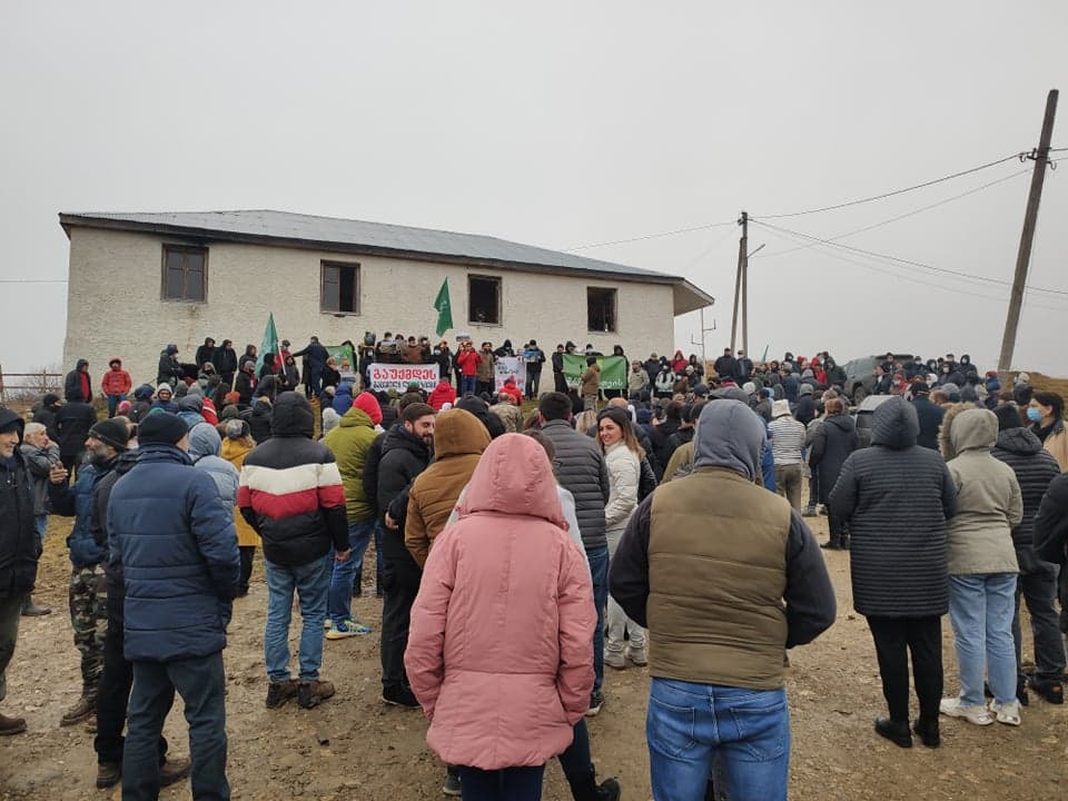 Frontnews image description