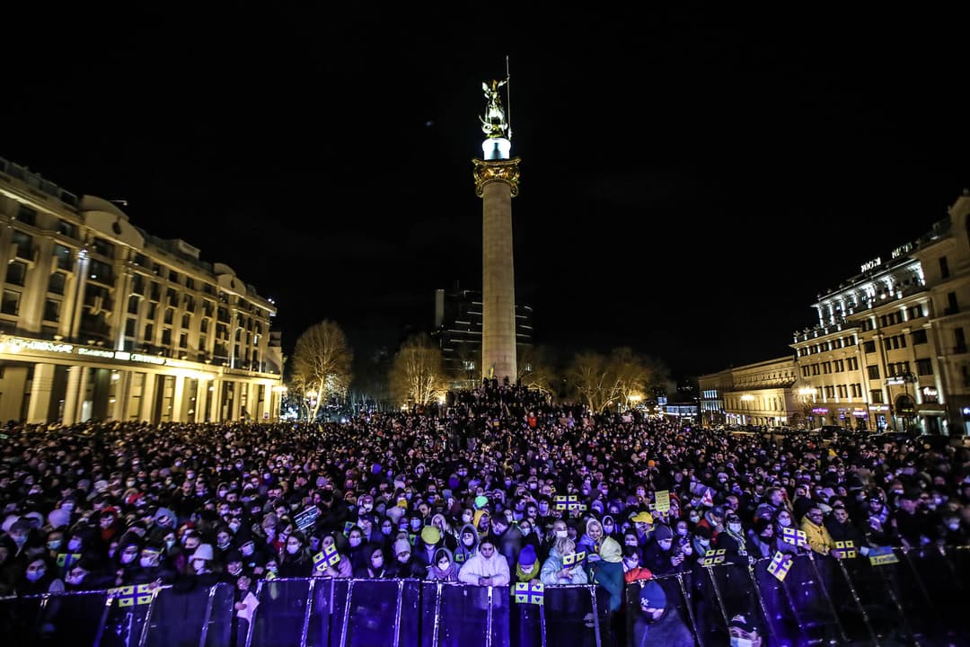 ელენე ხოშტარია – წავიდეს და თან წაიყოლოს მთავრობა ირაკლი ღარიბაშვილმა, მოშორდნენ აქედან!
