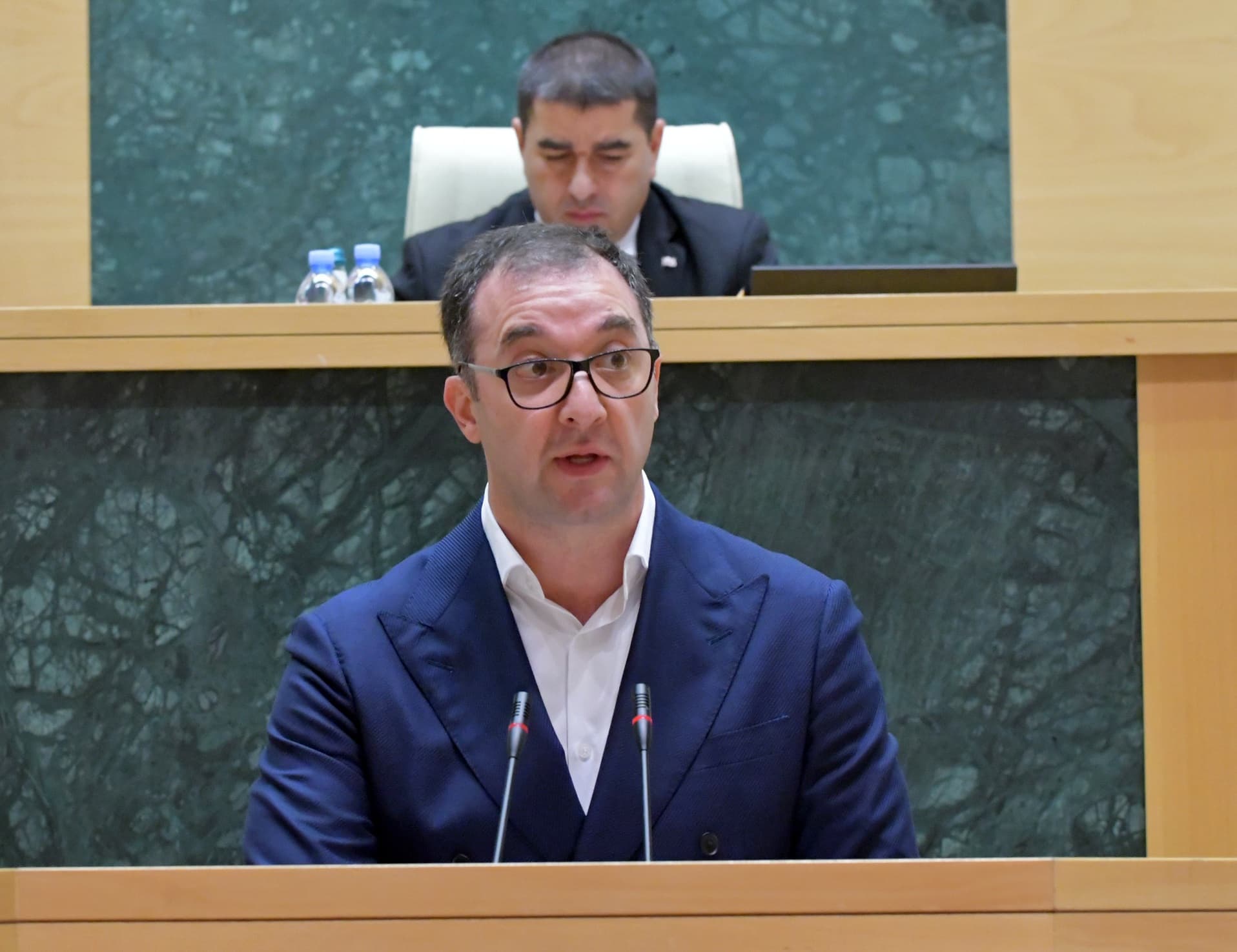 Frontnews image description