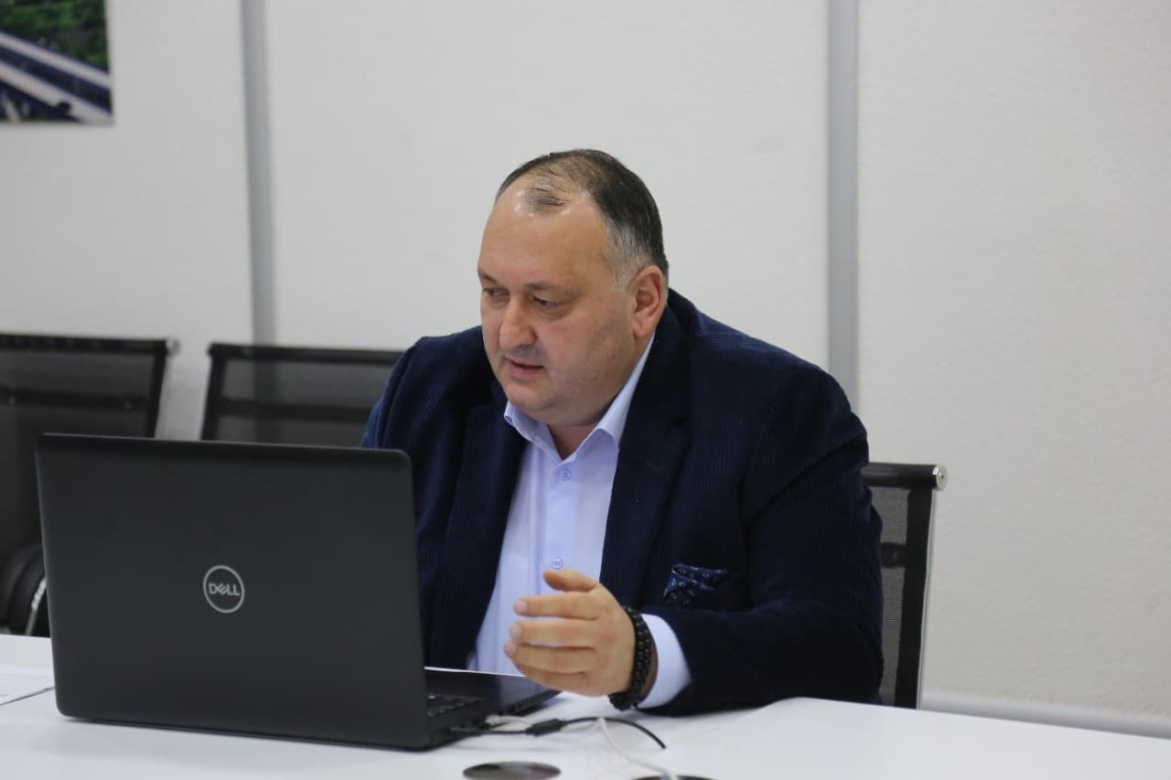 Frontnews image description