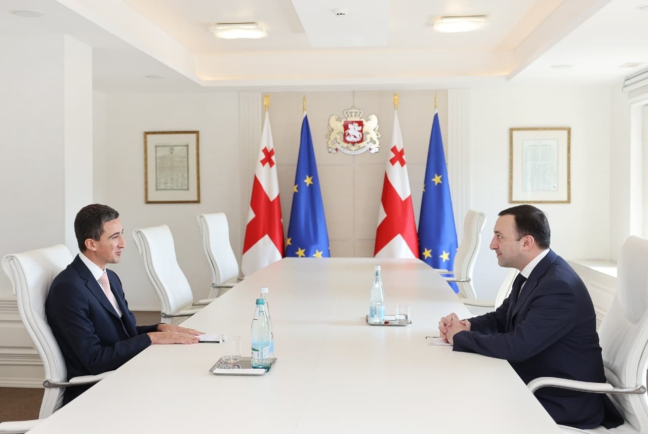 Frontnews image description