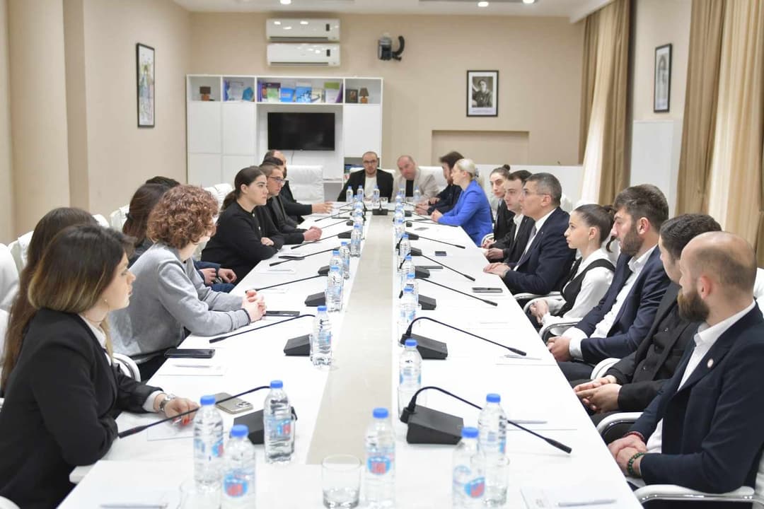 მამუკა მდინარაძე – ძალიან პოზიტიური ამბავია, რომ ახალგაზრდების აზრი ჩვენ საუბარს დაემთხვა