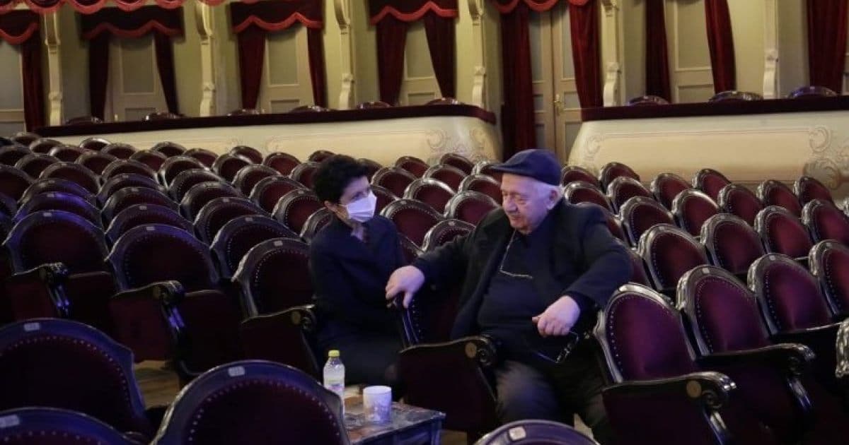 Frontnews image description